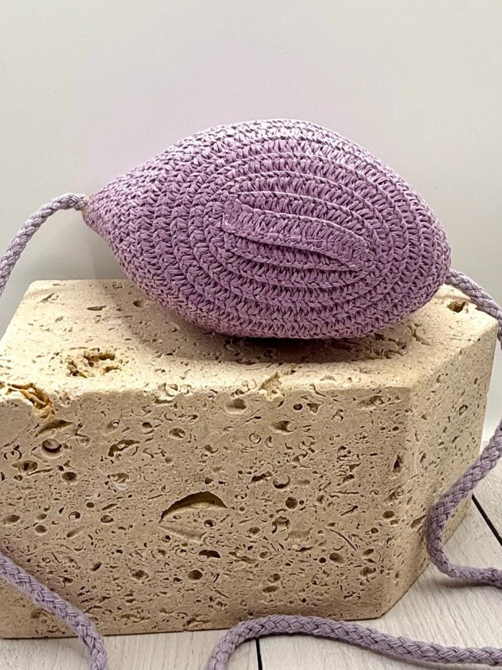 Women's Purple Hand Woven Straw Mini Crossbody Bag Boho Summer Purse NEW - Picture 3 of 9